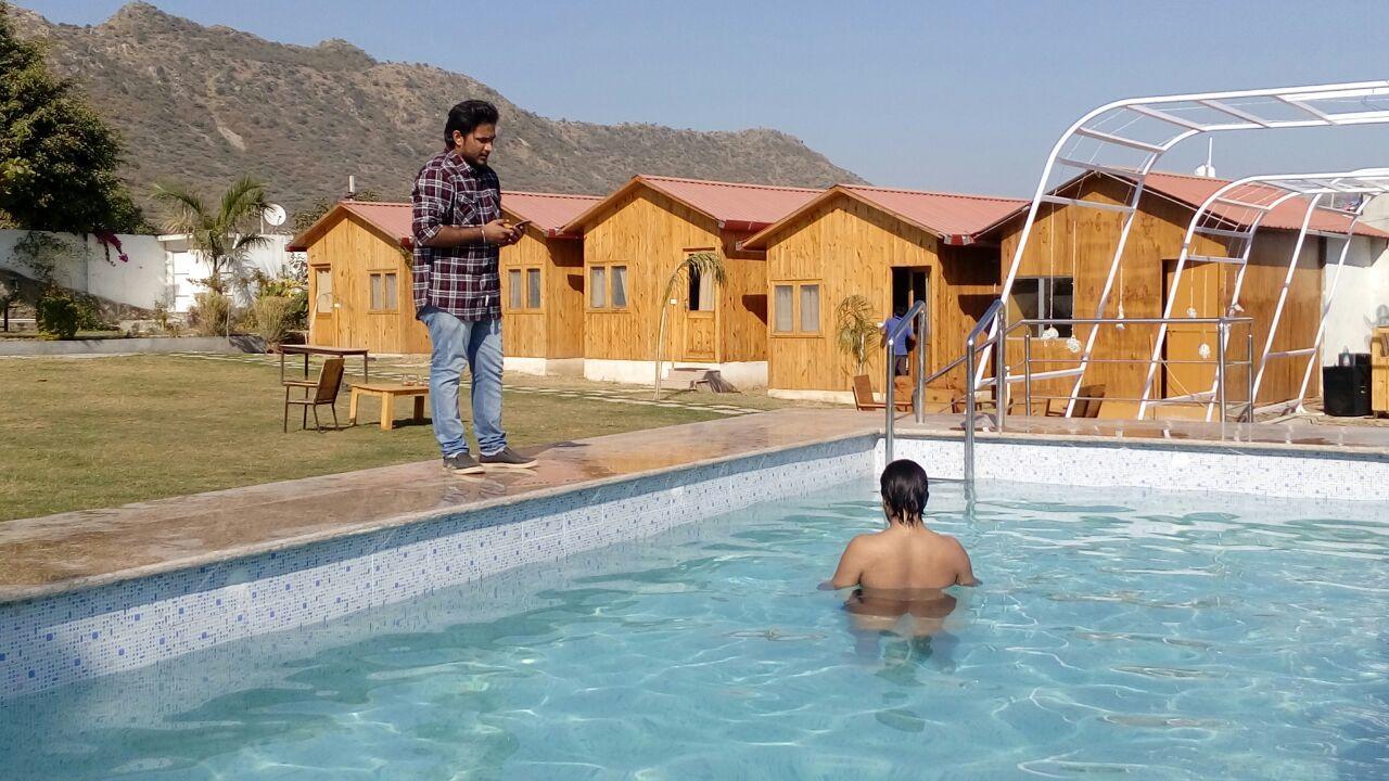 The Rustic Pines Udaipur Ngoại thất bức ảnh